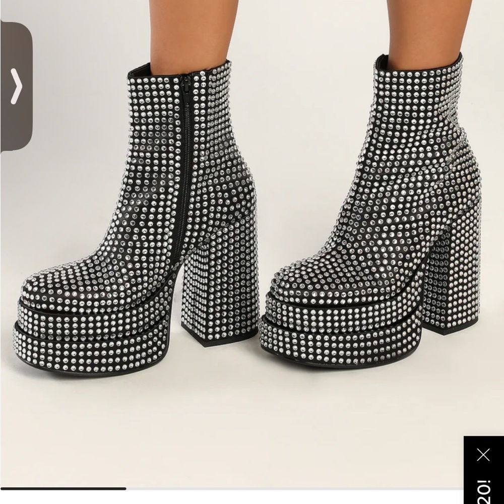 NWT Steve Madden Cobra Black Rhinestone Double Platform Booties 7.5 Retail $200